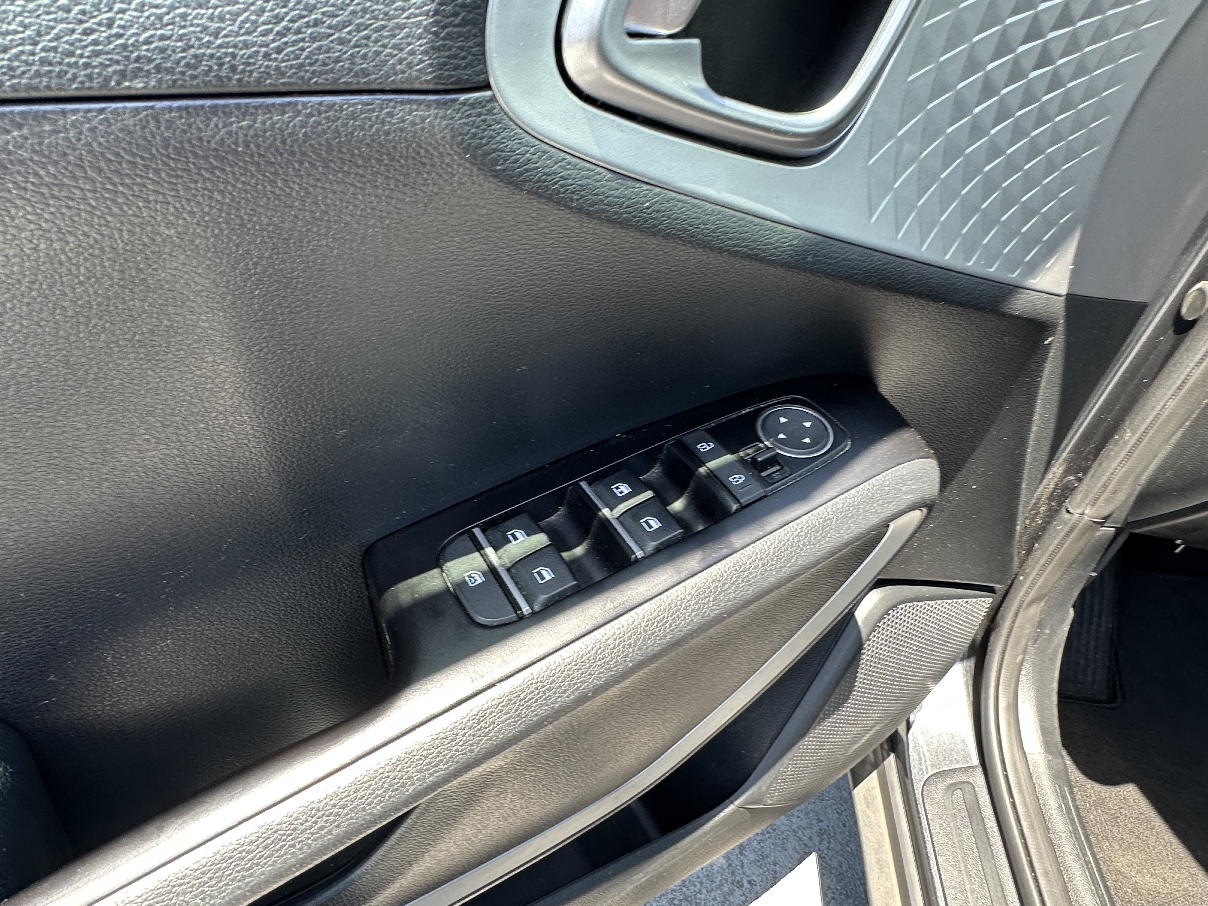 Certified 2023 Kia Soul S FWD image 22