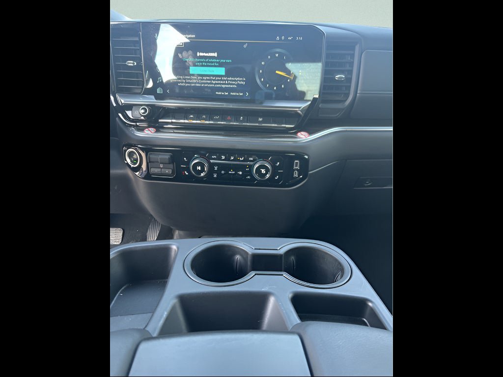 Used 2025 Chevrolet Silverado 1500 LT image 11