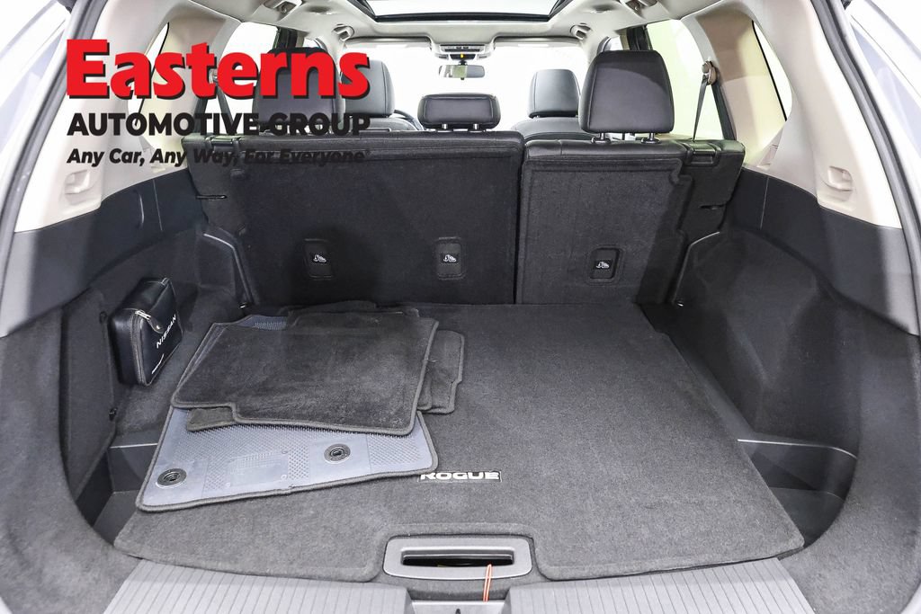 Used 2023 Nissan Rogue SV w/ SV Premium B Package AWD/4WD image 11