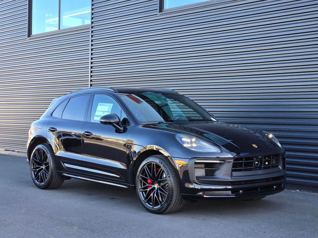 New 2026 Porsche Macan GTS AWD/4WD image 9