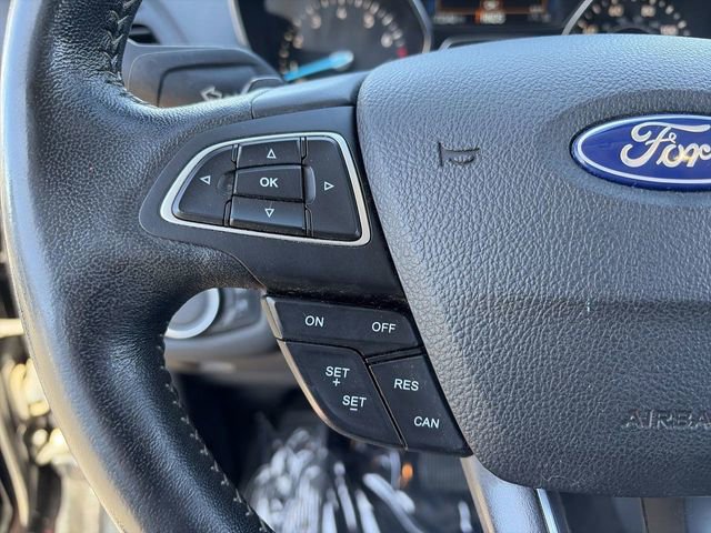 Used 2018 Ford Escape SE w/ SE Sport Appearance Package image 22