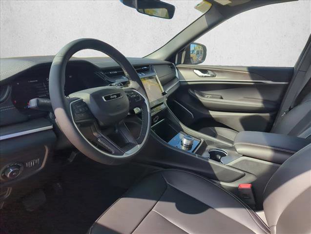New 2026 Jeep Grand Cherokee Limited w/ Limited Altitude Package RWD image 2