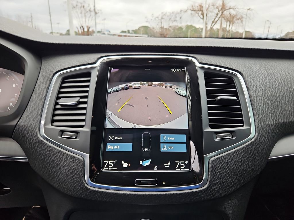 Used 2022 Volvo XC90 T5 Momentum image 17