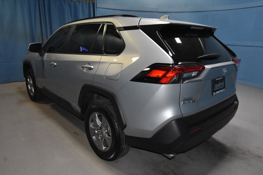 Used 2025 Toyota RAV4 XLE w/ Convenience Package image 30