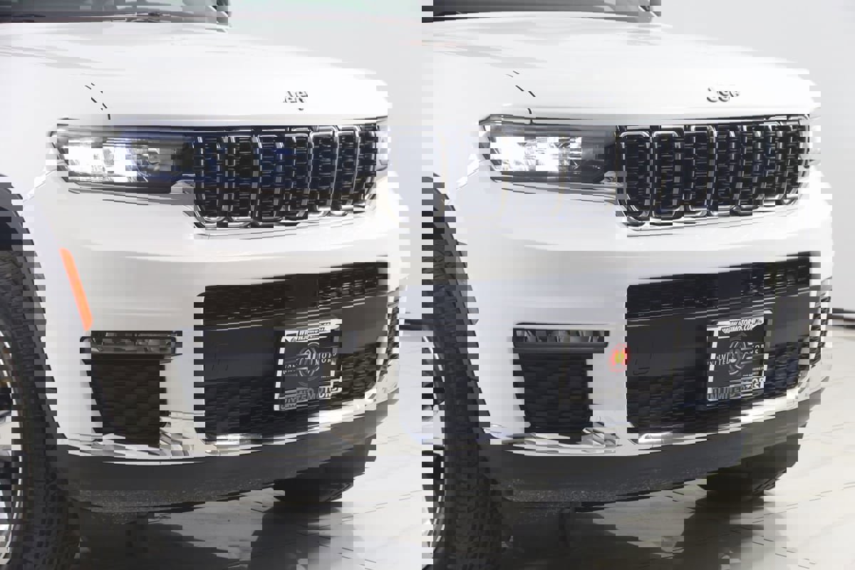Used 2021 Jeep Grand Cherokee L Limited image 44
