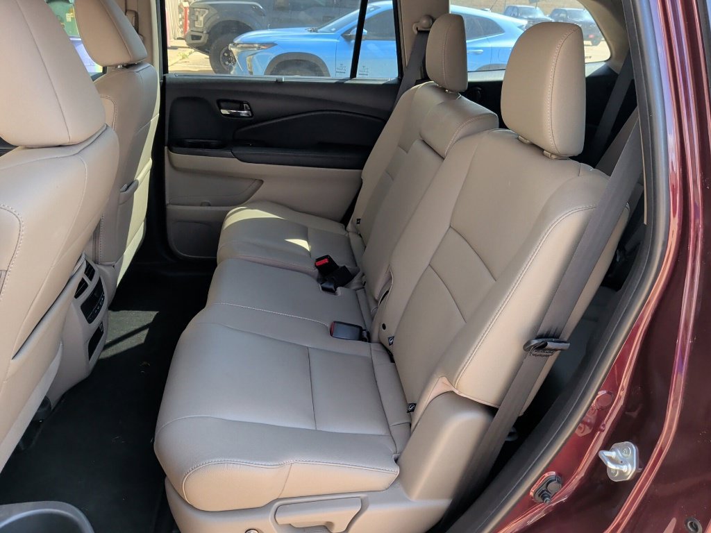 Used 2022 Honda Pilot Special Edition image 9