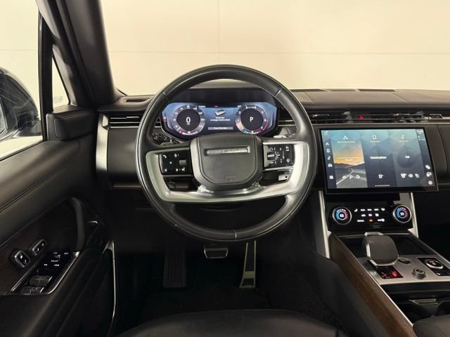 Used 2023 Land Rover Range Rover Autobiography AWD/4WD image 27