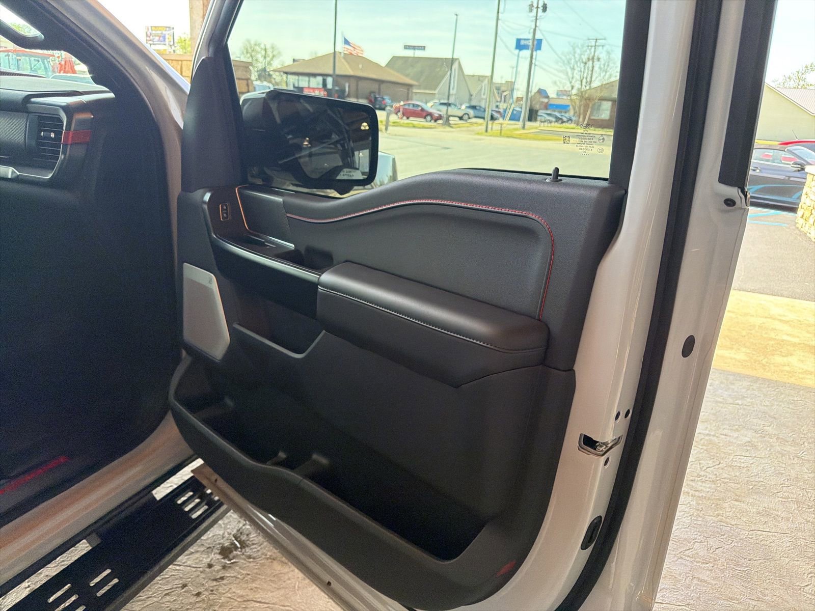 Used 2026 Ford F150 Raptor AWD/4WD image 6