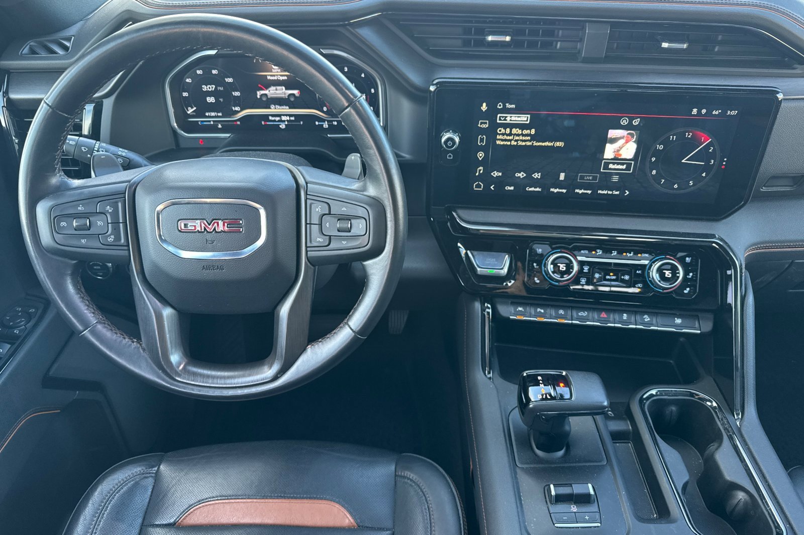 Used 2022 GMC Sierra 1500 AT4 w/ AT4 Premium Package image 16