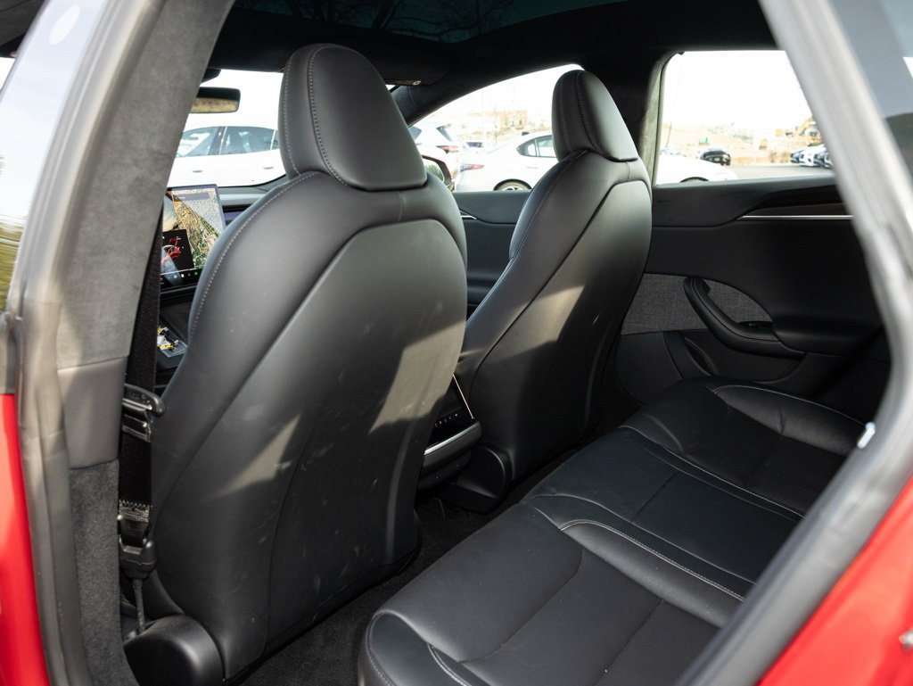 Used 2022 Tesla Model S Plaid image 40