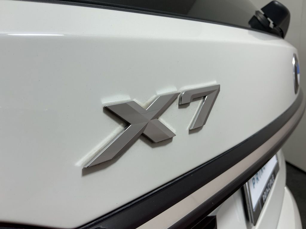 Certified 2023 BMW X7 xDrive40i w/ Executive Package image 38