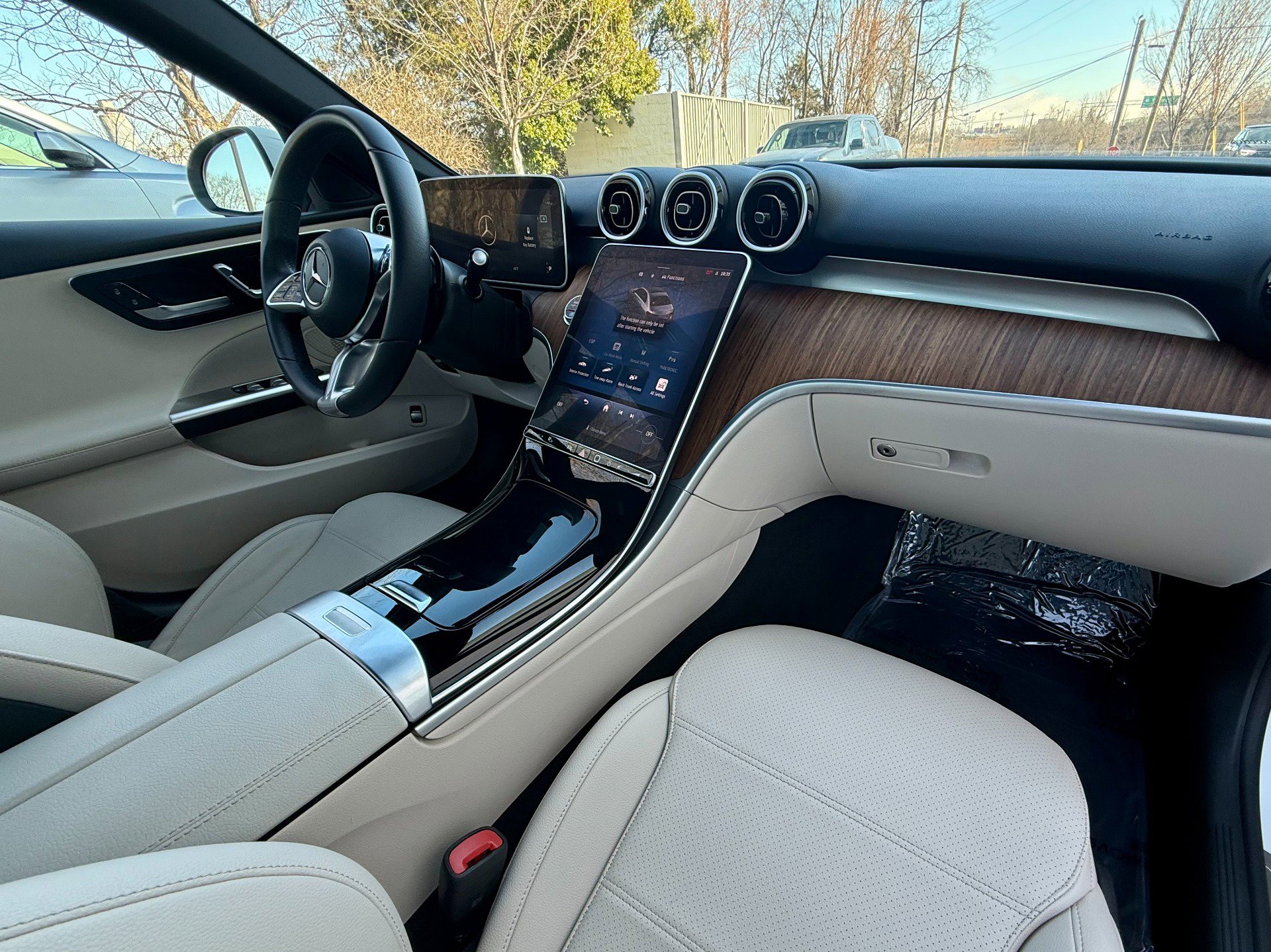 Used 2024 Mercedes-Benz C 300 Sedan image 22