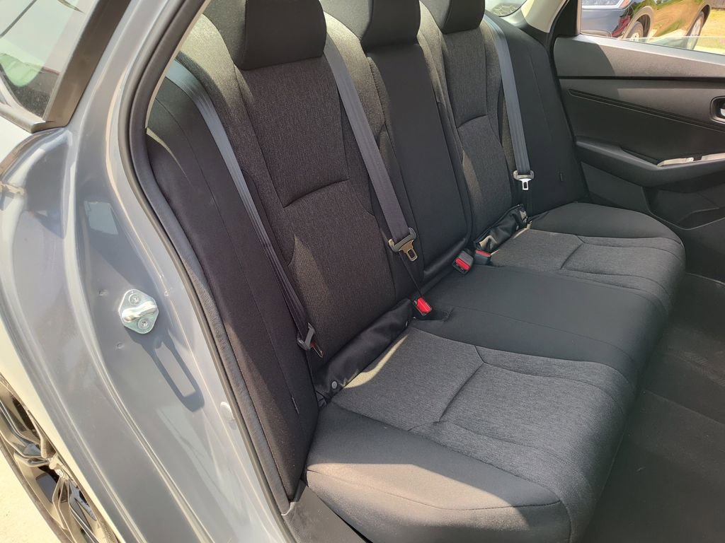 Used 2025 Honda Accord SE image 31