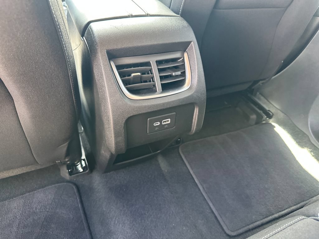 Used 2024 Chevrolet Blazer LT FWD image 34