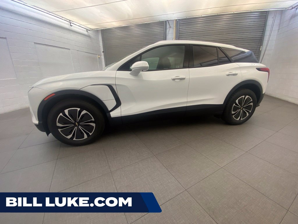 Used 2024 Chevrolet Blazer EV LT AWD/4WD image 1