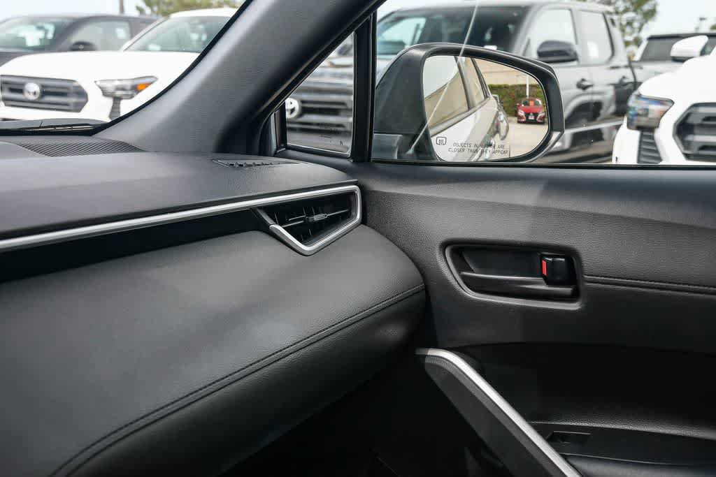 Used 2025 Toyota Corolla Cross AWD Hybrid image 21