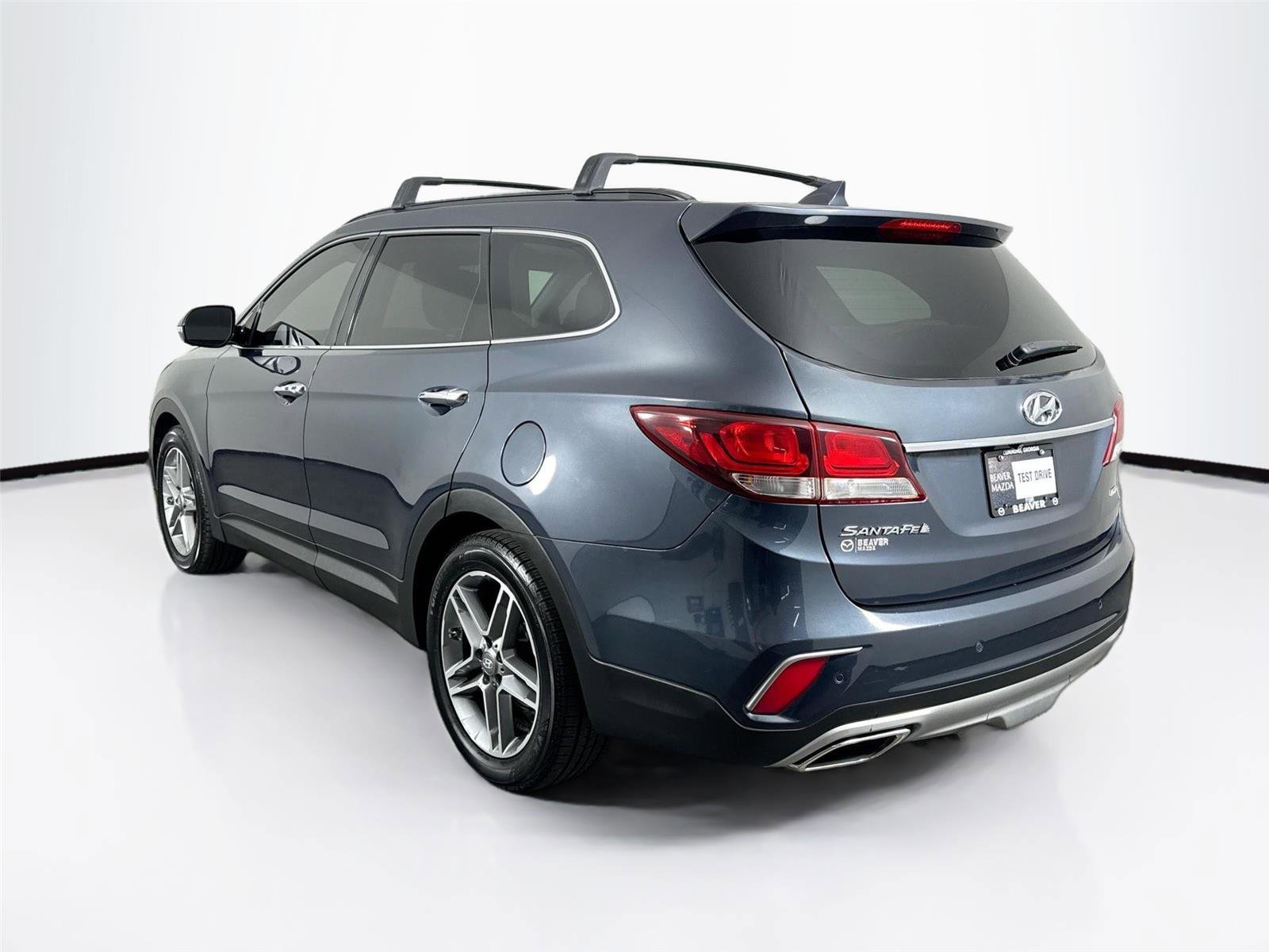 Used 2017 Hyundai Santa Fe SE image 8