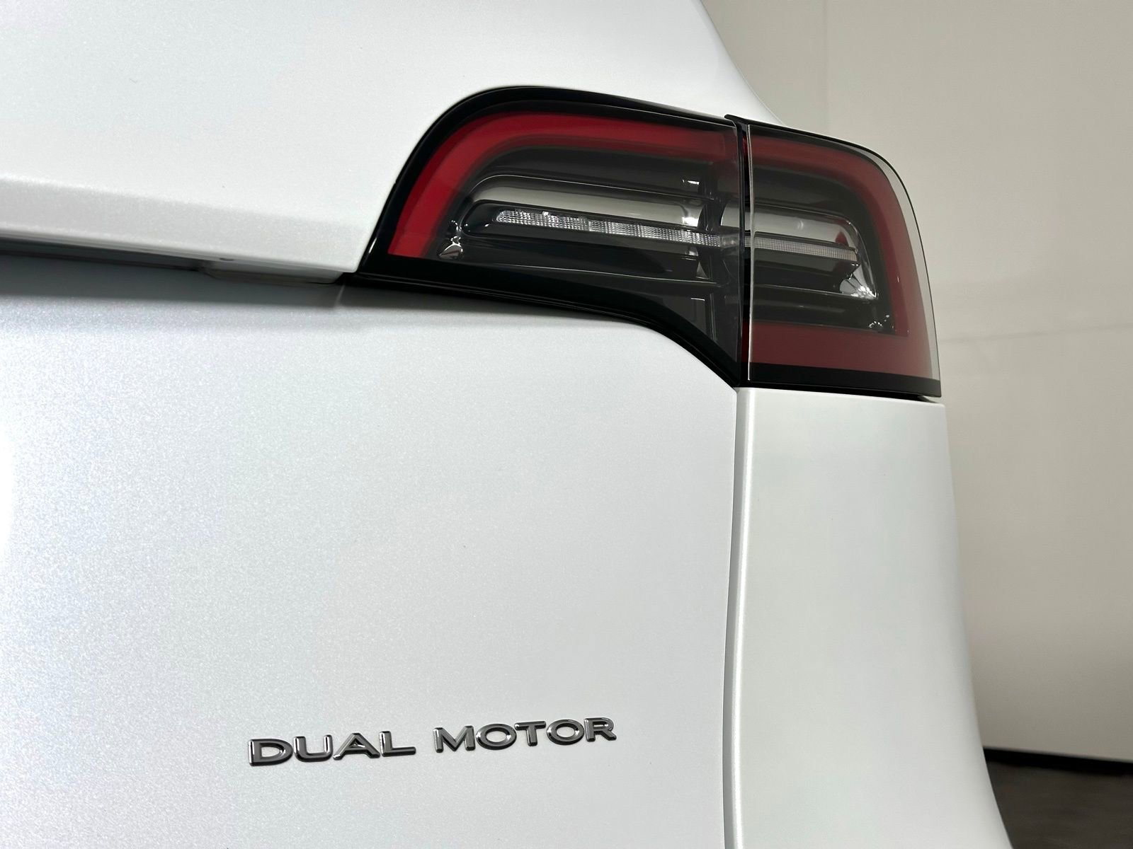 Used 2023 Tesla Model Y Long Range image 13