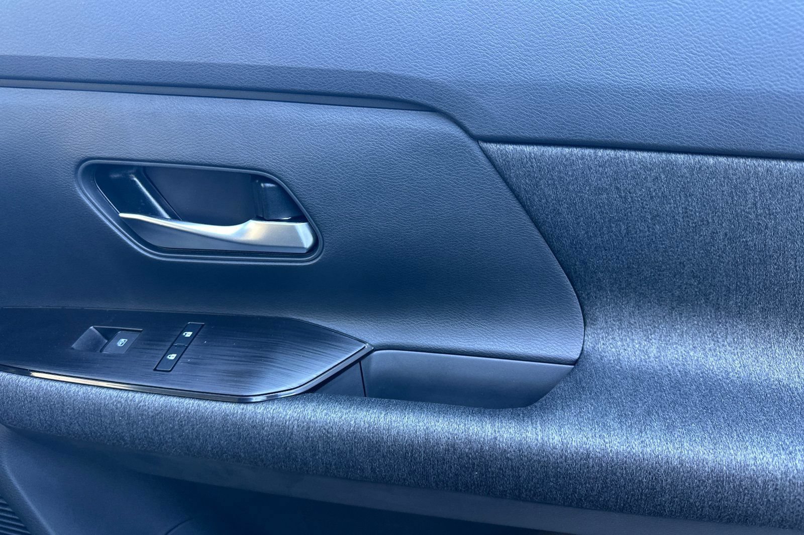 New 2026 Nissan Kicks SV AWD/4WD image 20