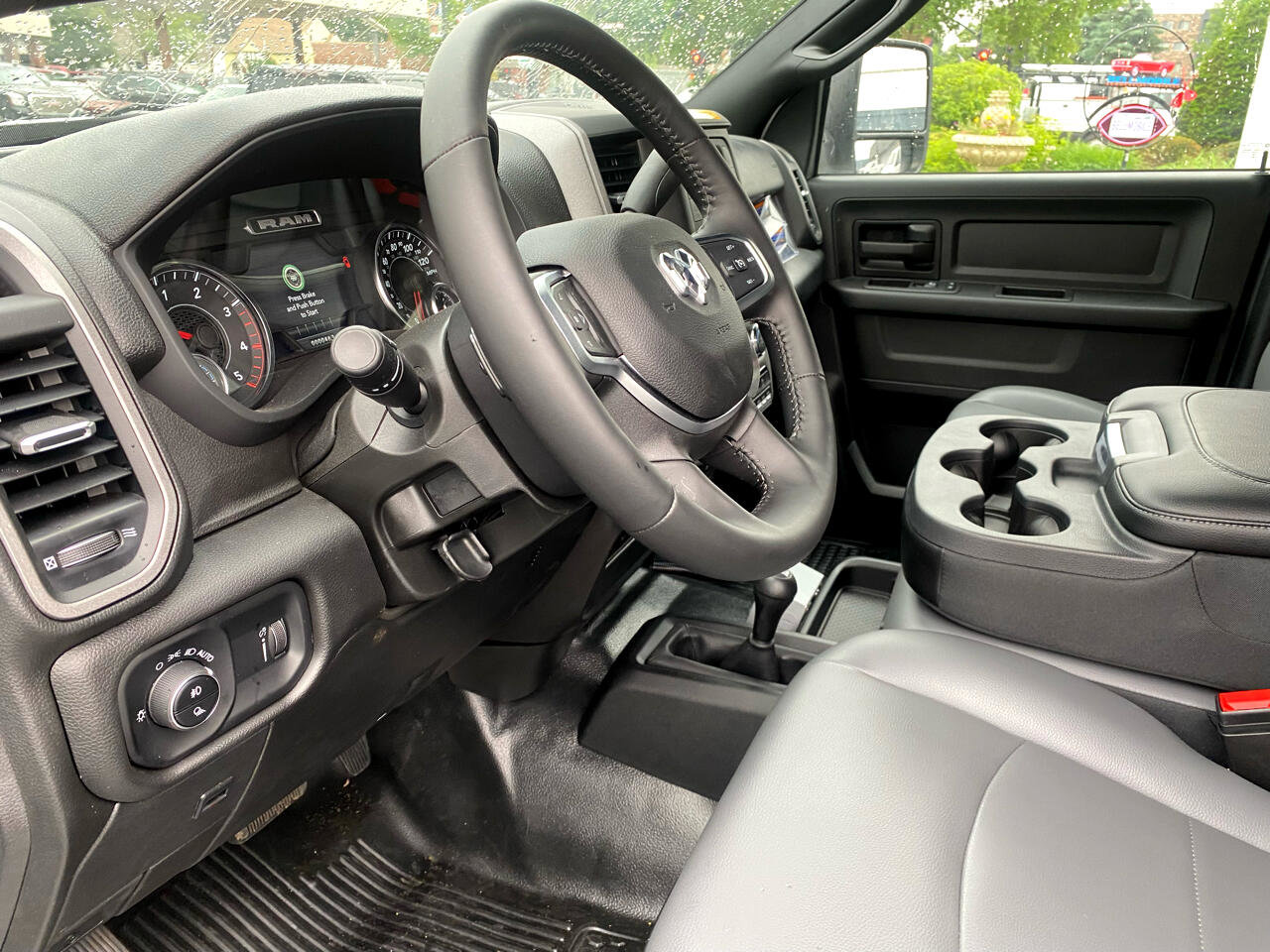 Used 2024 RAM 3500 Tradesman w/ Safety Group image 14