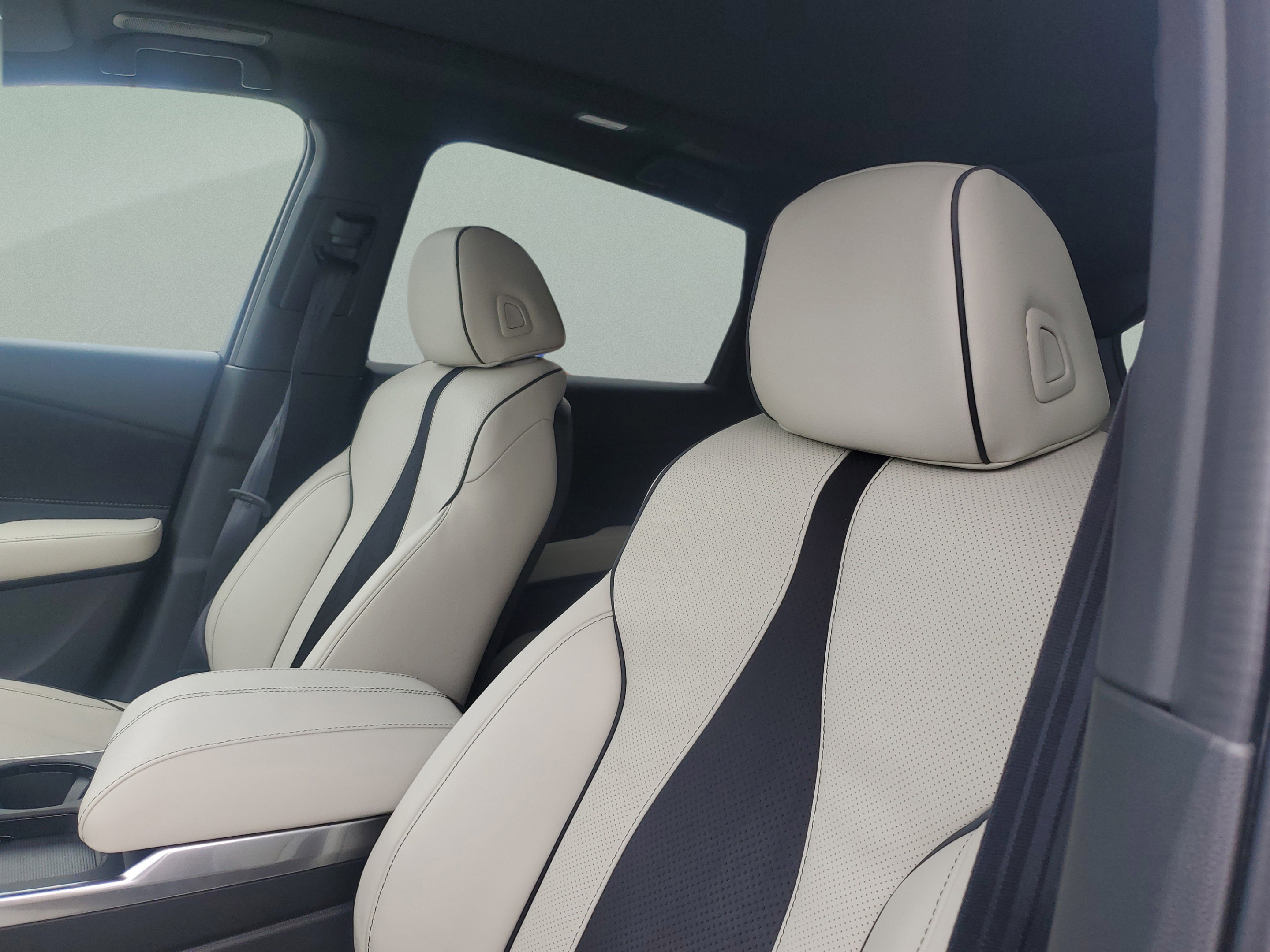 New 2026 Acura RDX w/ Advance Package AWD/4WD image 18