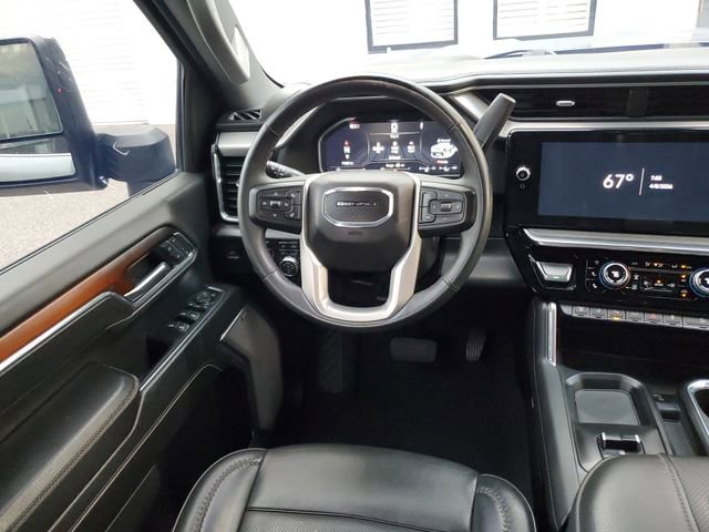 Used 2024 GMC Sierra 3500 Denali w/ Denali Reserve Package image 13