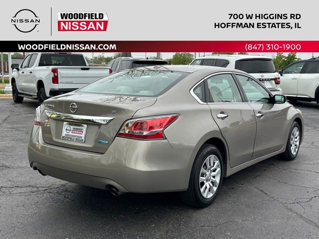 Used 2014 Nissan Altima 2.5 S w/ Display Audio Package FWD image 4