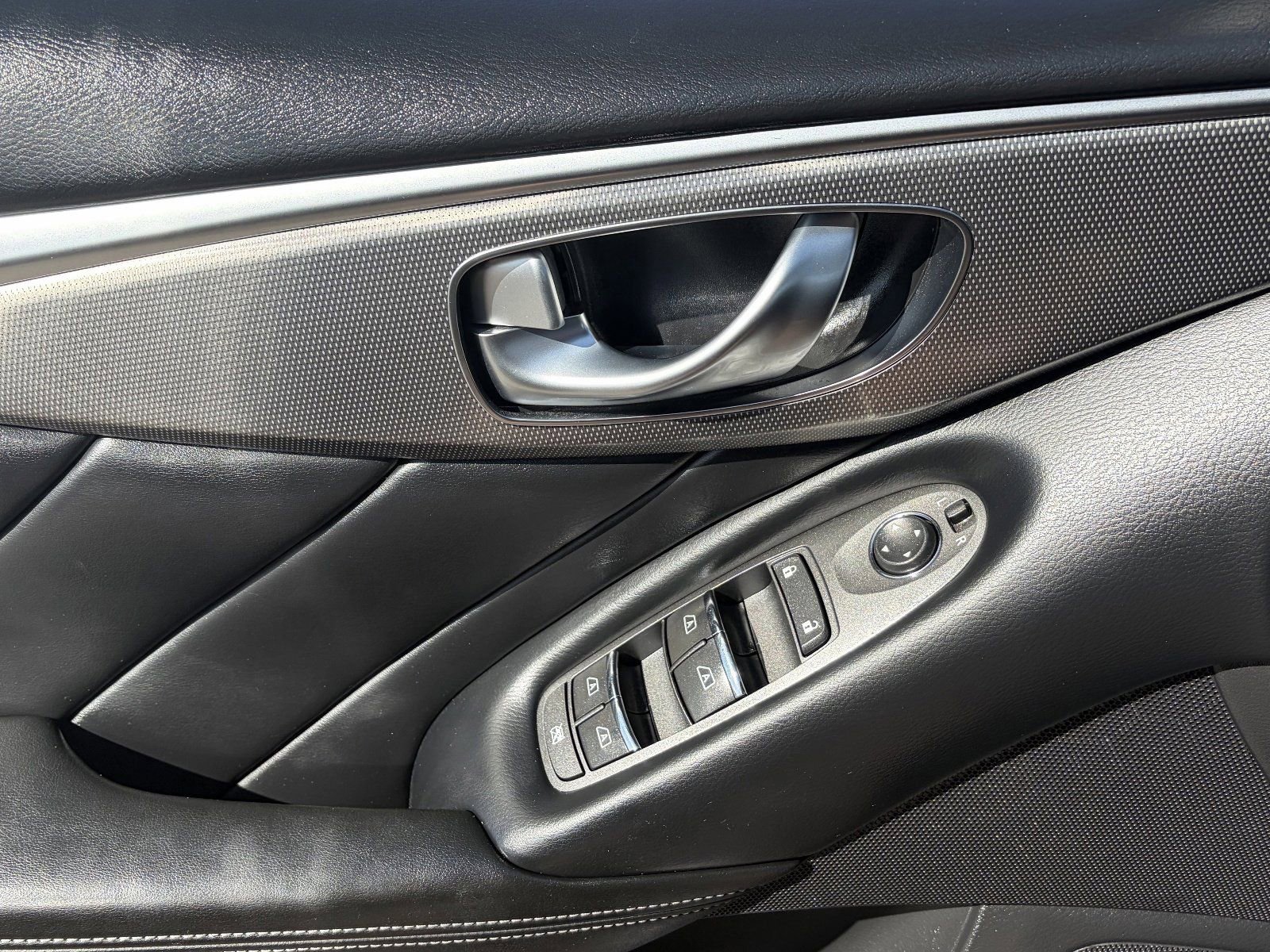 Used 2018 INFINITI Q50 Sport image 23