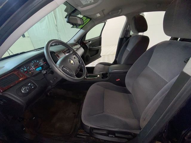 Used 2009 Chevrolet Impala LT FWD image 24