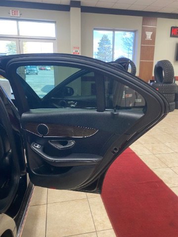 Used 2018 Mercedes-Benz C 300 Sedan image 10