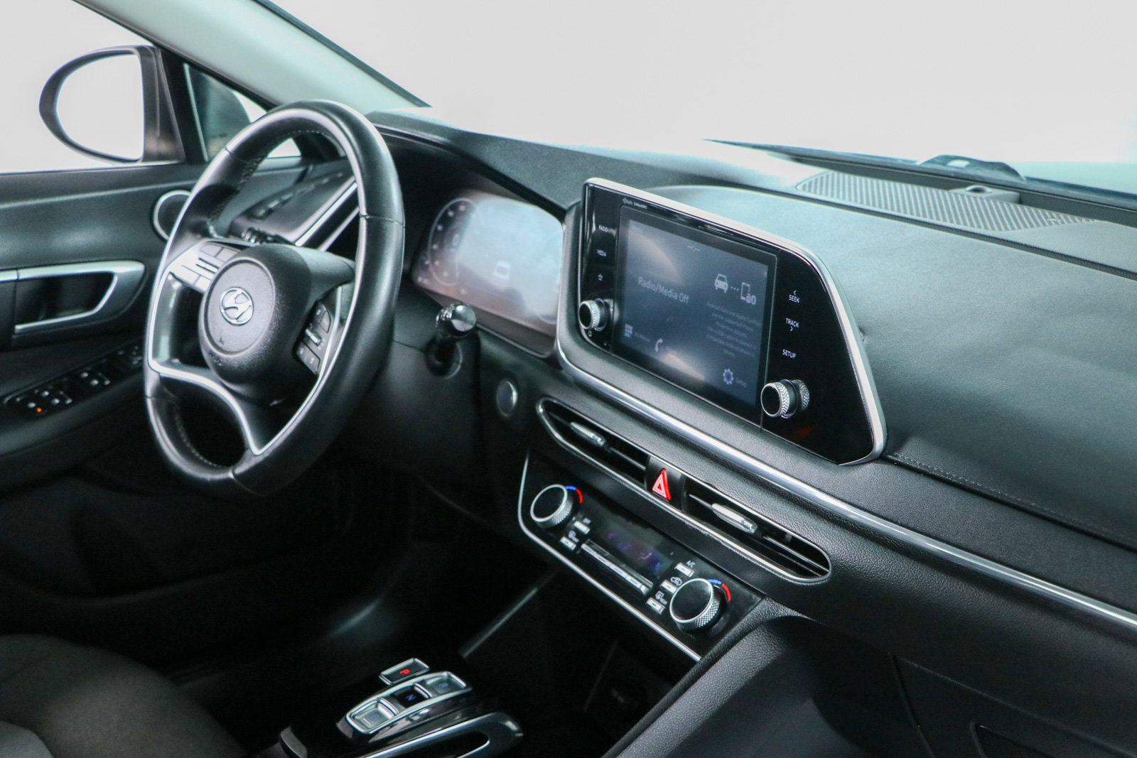 Used 2020 Hyundai Sonata SEL w/ Convenience + Sunroof Package FWD image 26