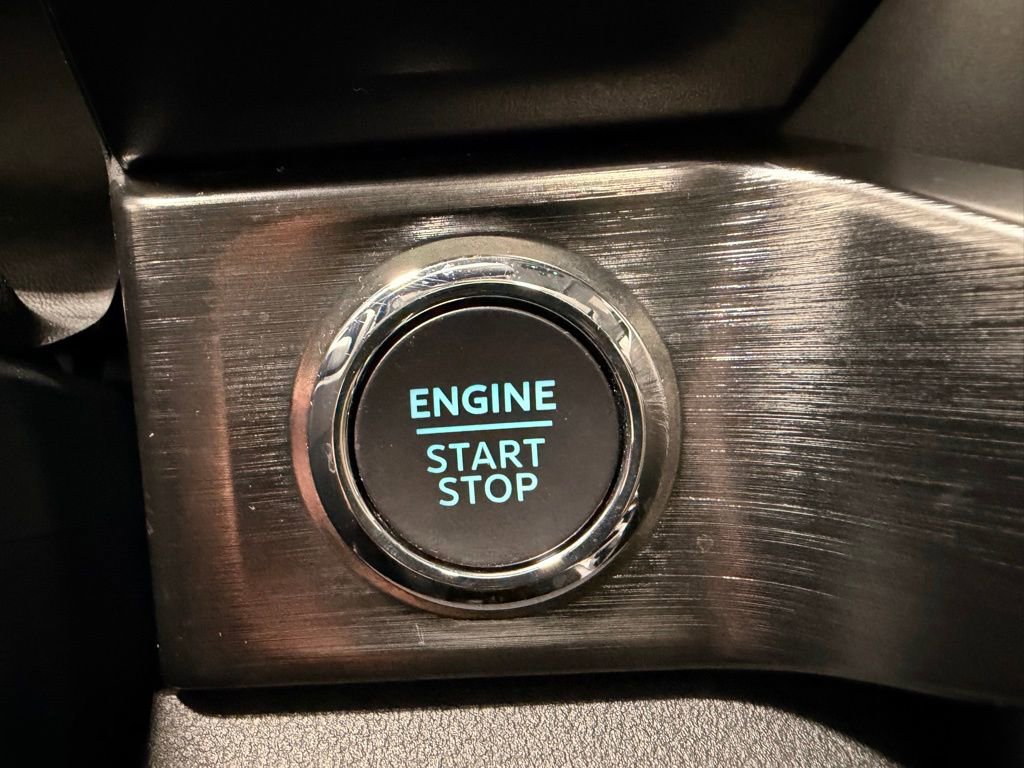 Used 2024 Ford F250 Lariat w/ Lariat Ultimate Package image 43