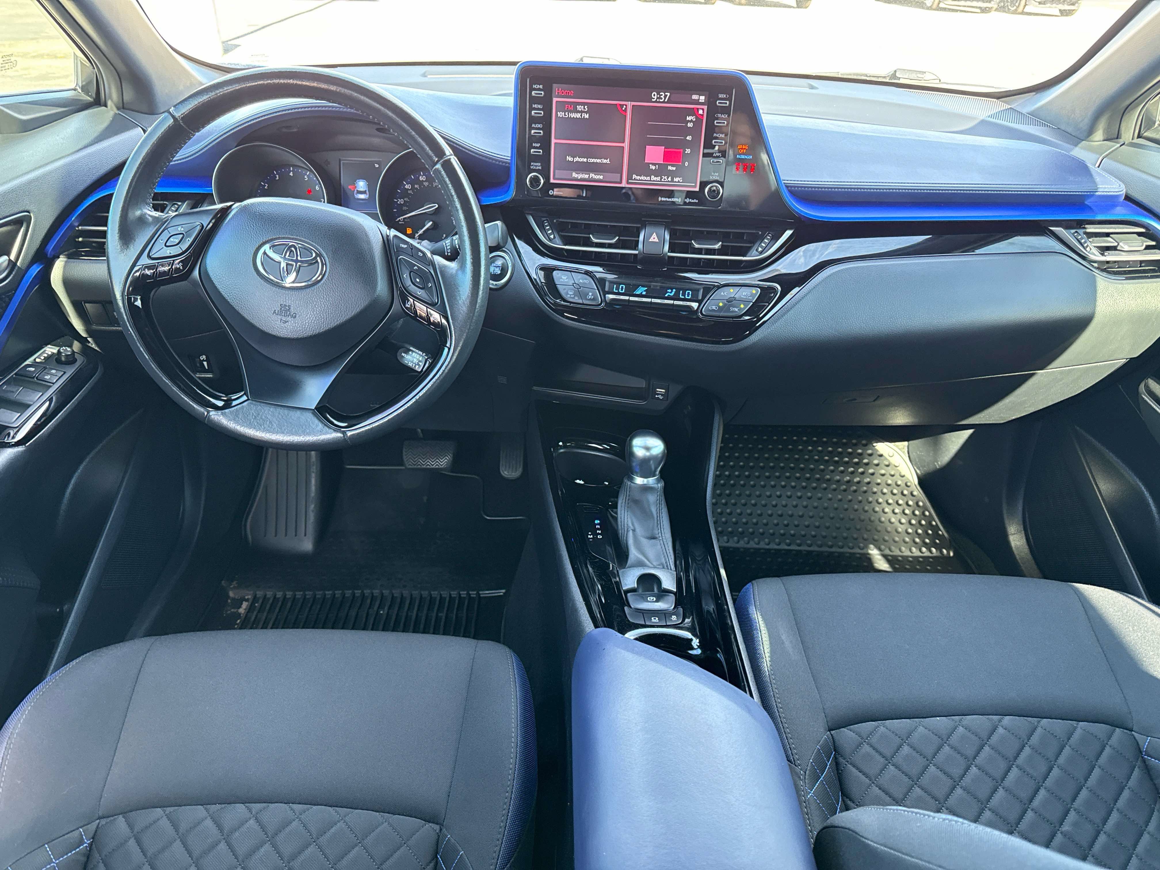 Used 2022 Toyota C-HR XLE FWD image 14