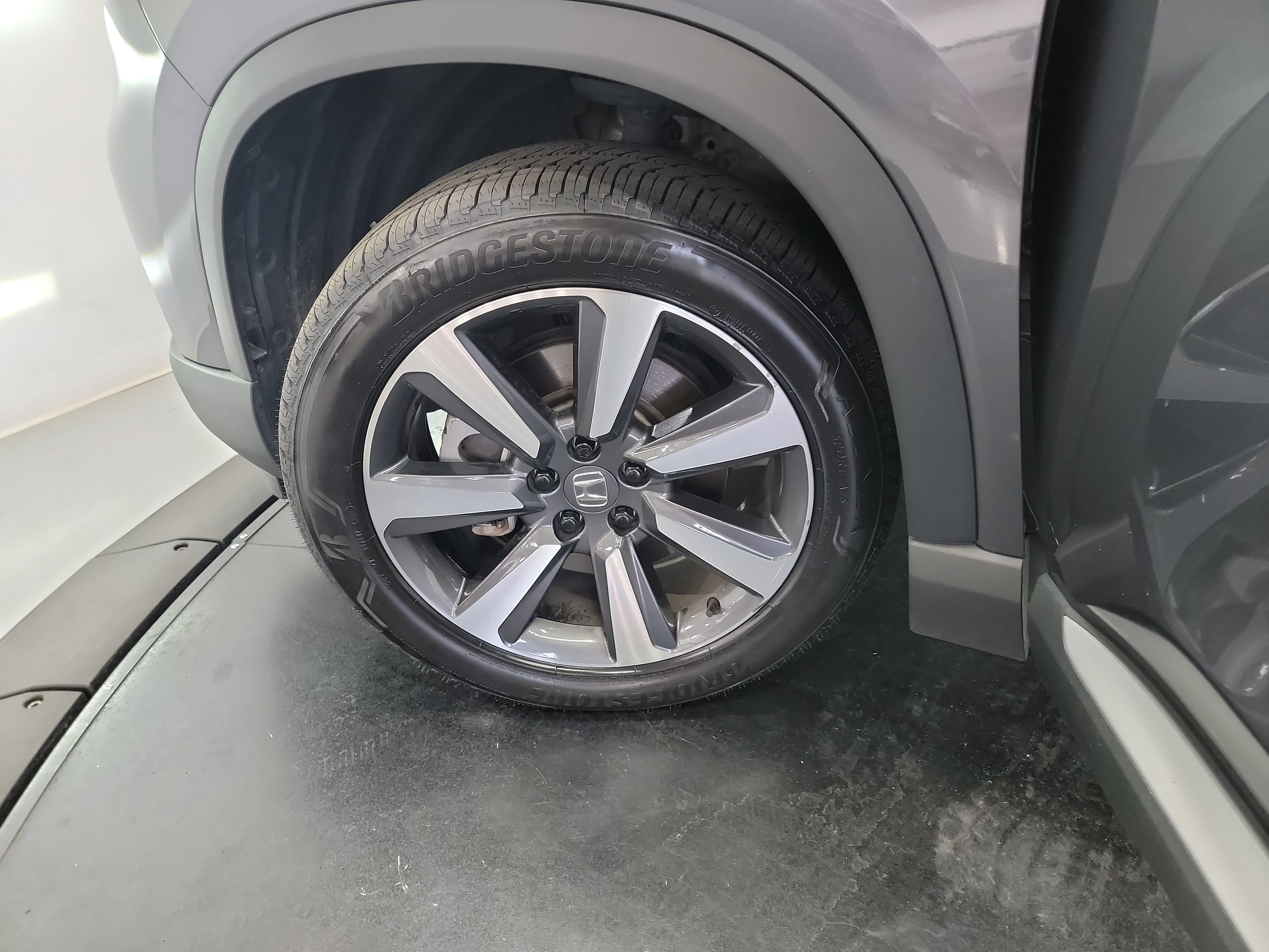 Used 2025 Honda Pilot Touring image 30
