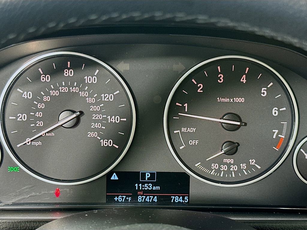 Used 2015 BMW 320i Sedan image 12