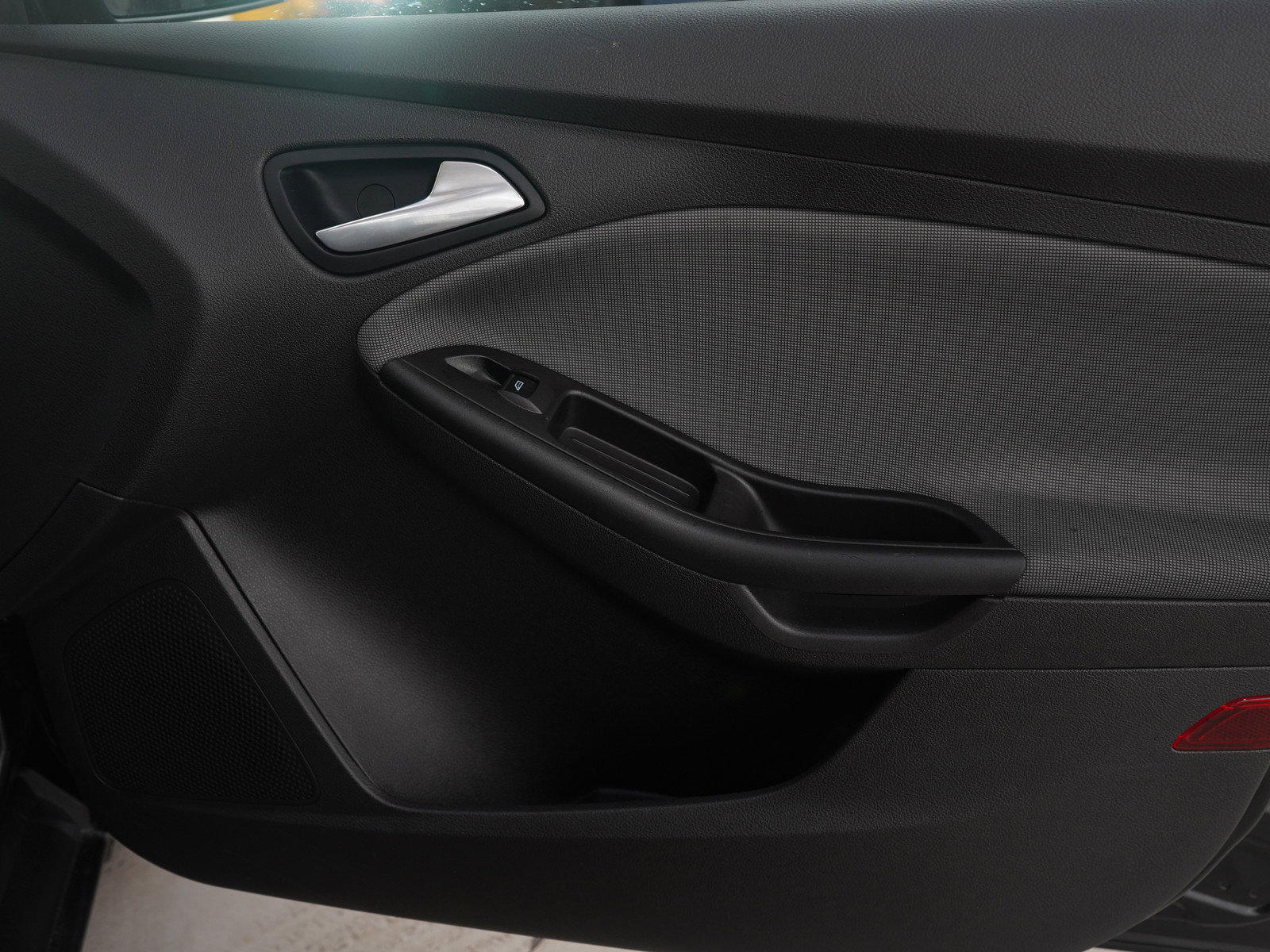 Used 2014 Ford Focus SE image 9