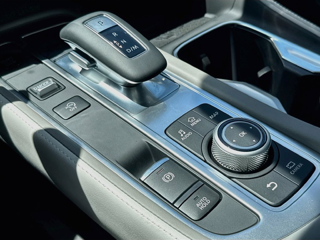 New 2027 INFINITI QX60 Luxe w/ Cargo Package FWD image 17