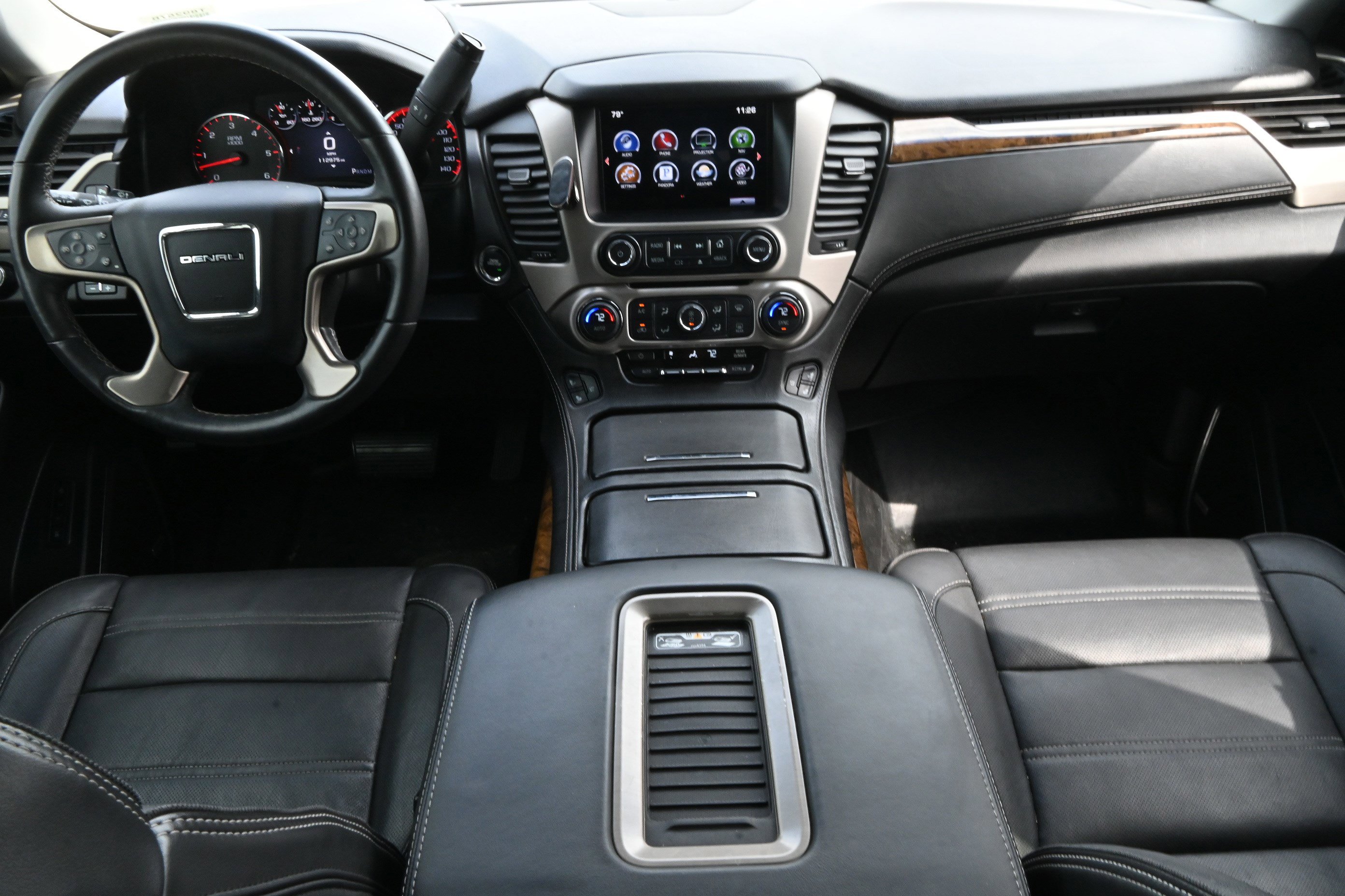 Used 2016 GMC Yukon Denali w/ Open Road Package image 16