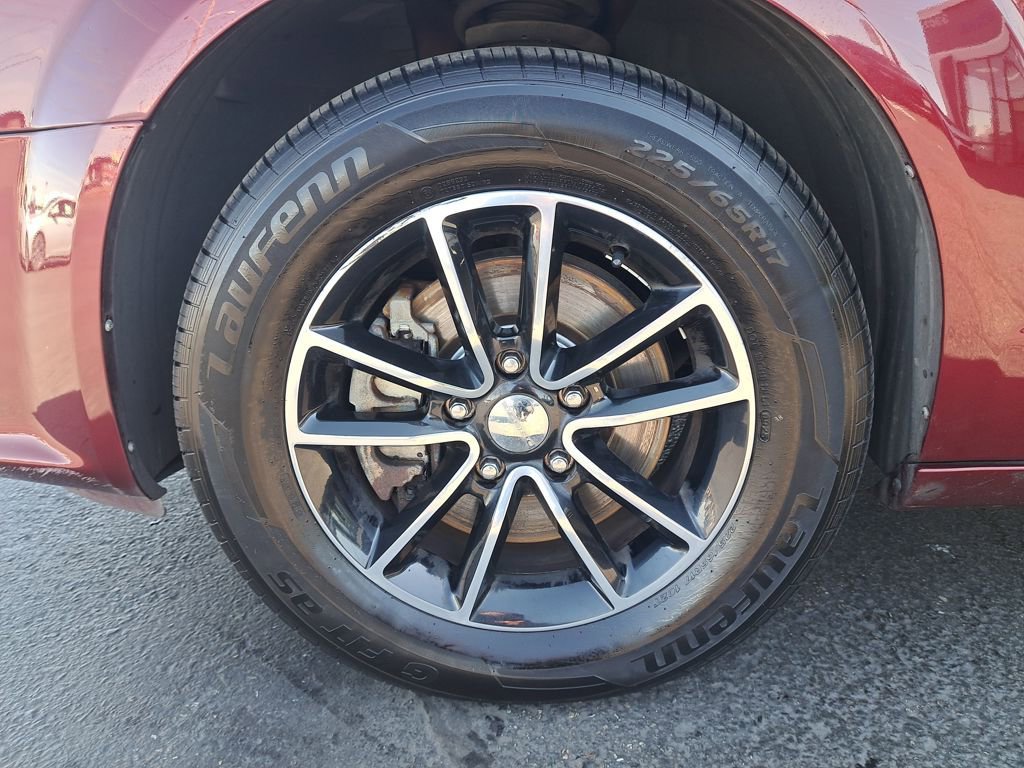 Used 2019 Dodge Grand Caravan GT image 29