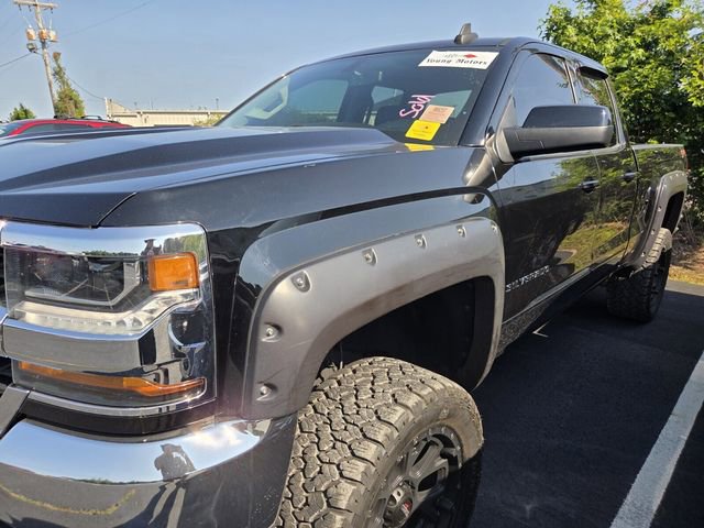 Used 2018 Chevrolet Silverado 1500 LT AWD/4WD image 5