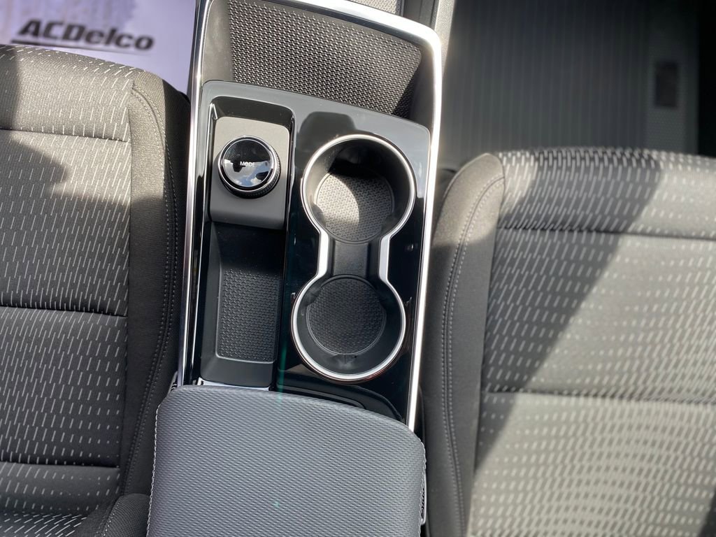 New 2026 Chevrolet Equinox LT w/ Midnight Edition AWD/4WD image 23