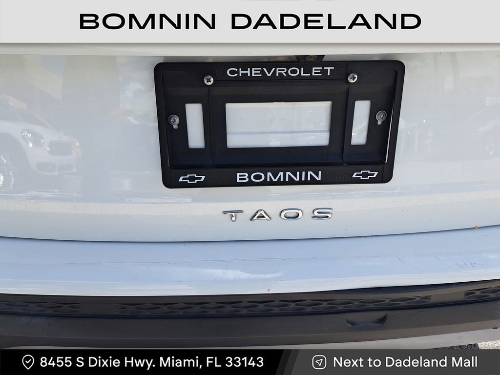 Used 2022 Volkswagen Taos S w/ IQ Drive S Package image 10