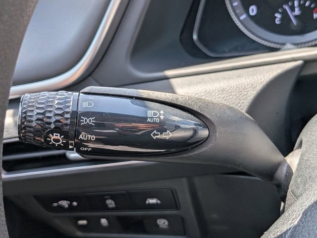 Used 2022 Hyundai Sonata SE w/ Cargo Package FWD image 24