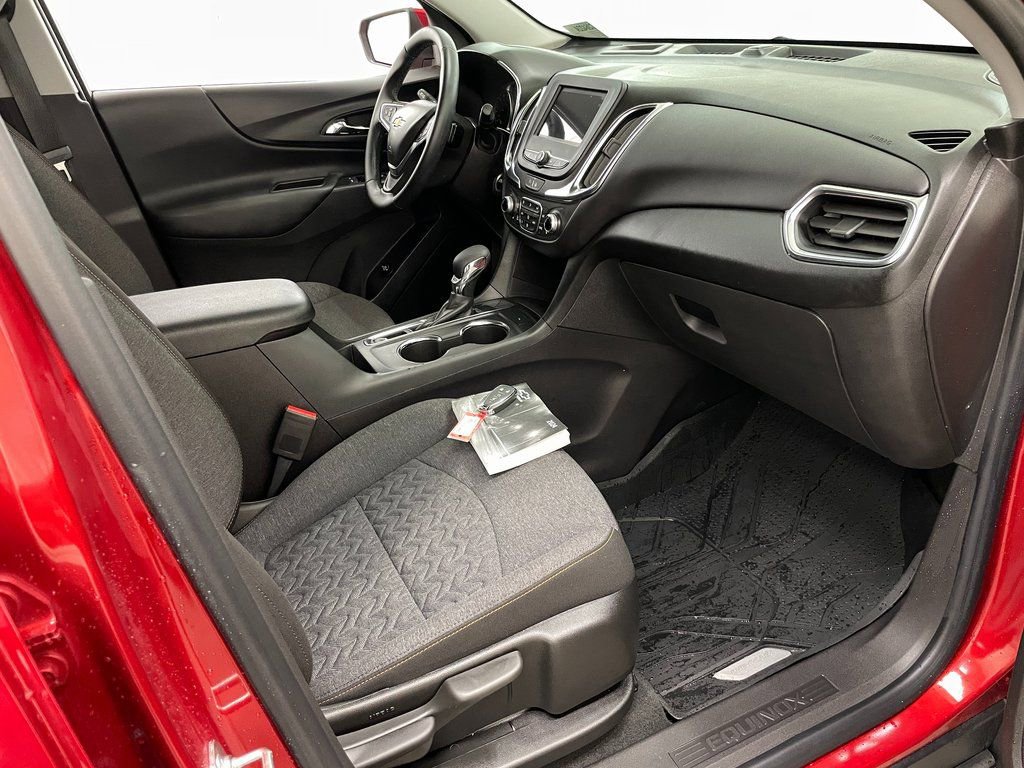 Used 2024 Chevrolet Equinox LT w/ LPO, Floor Liner Package FWD image 36