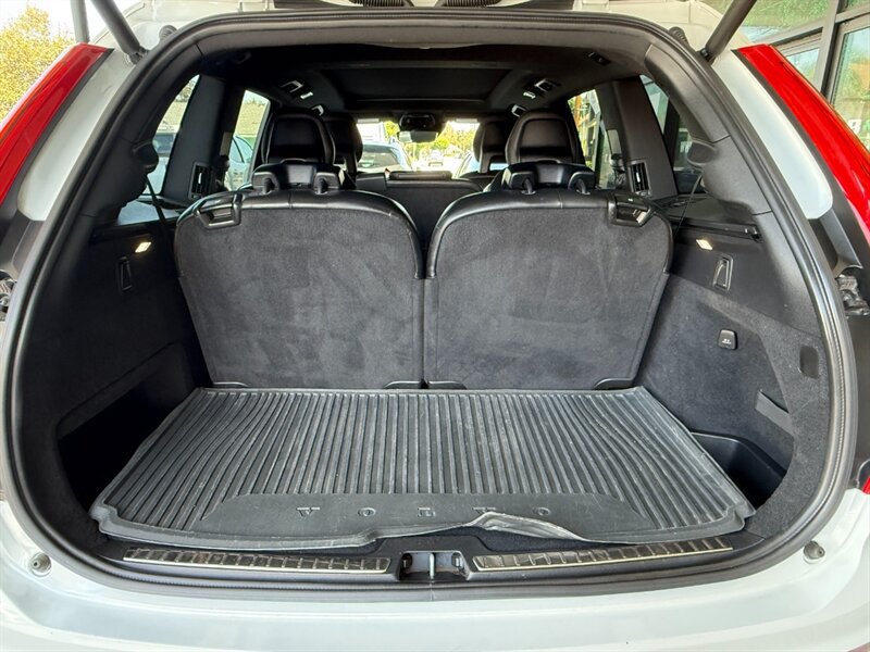 Used 2020 Volvo XC90 T5 Momentum w/ Protection Package AWD/4WD image 40
