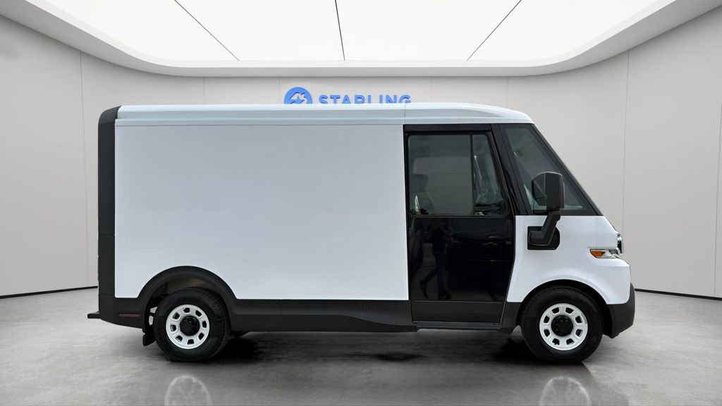 Used 2024 Chevrolet Brightdrop 400 w/ Commercial Equipment Package AWD/4WD image 11