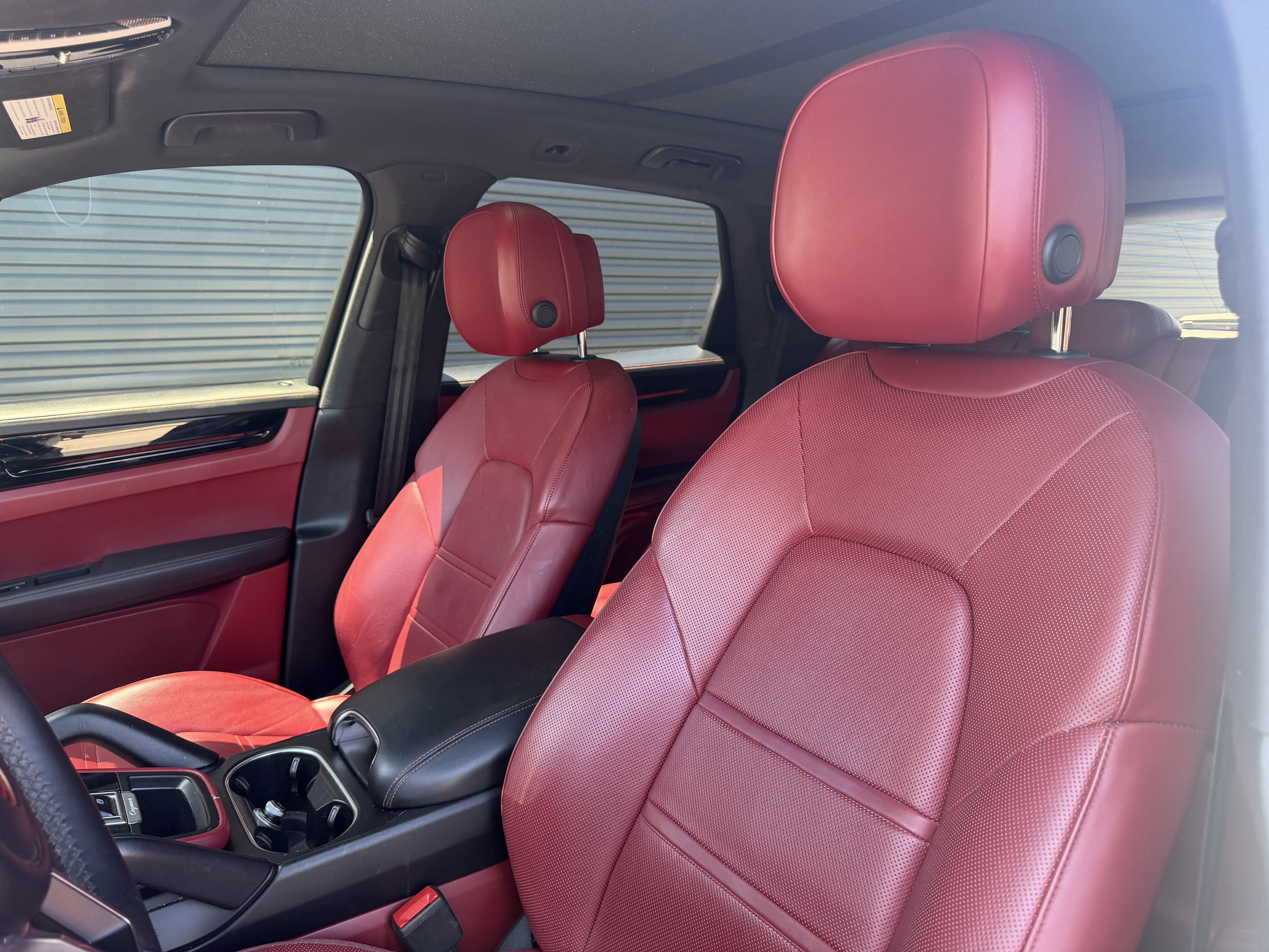 Certified 2021 Porsche Cayenne E-Hybrid AWD/4WD image 5