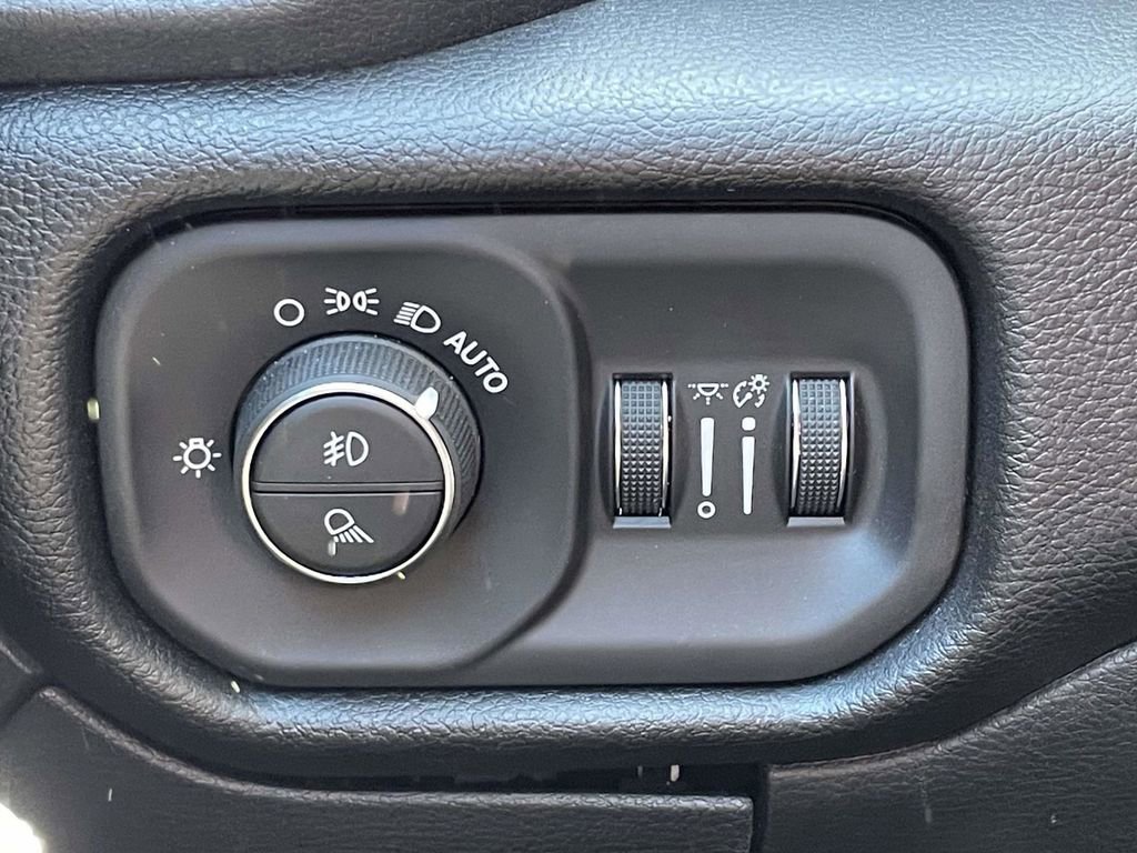 Certified 2026 RAM 1500 Laramie w/ Sport Appearance Package AWD/4WD image 29