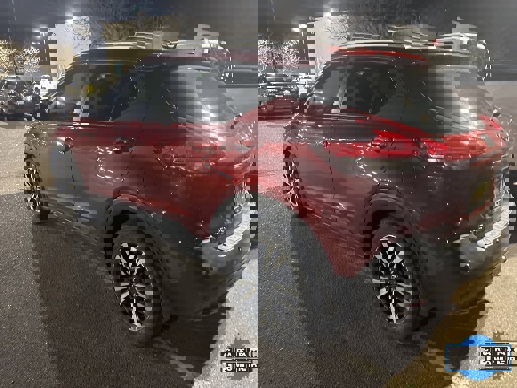 Used 2020 Nissan Kicks SV w/ Exterior Package image 6