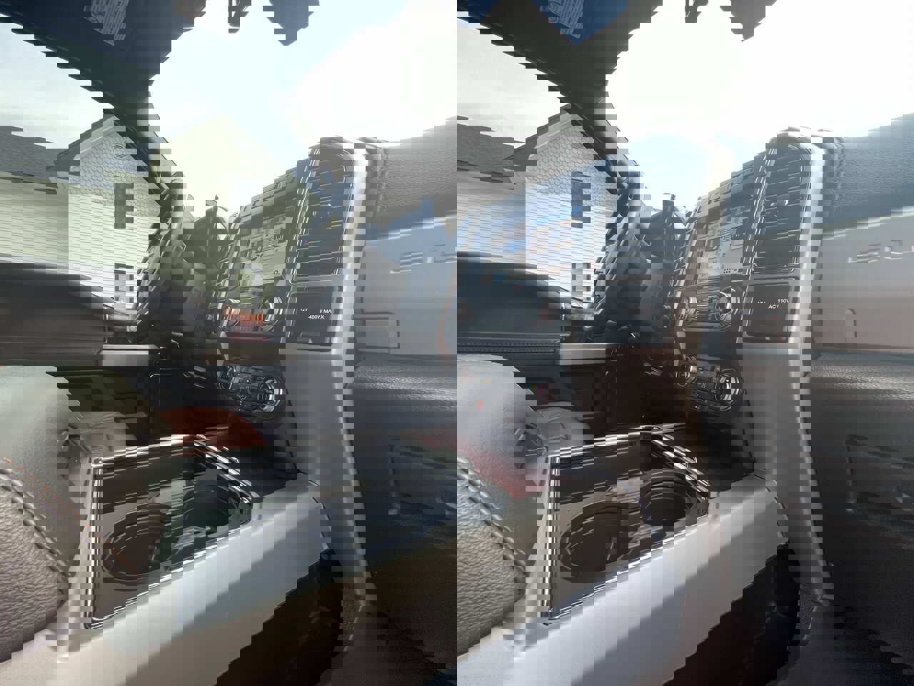 Used 2019 Ford F250 King Ranch w/ King Ranch Ultimate Package image 34